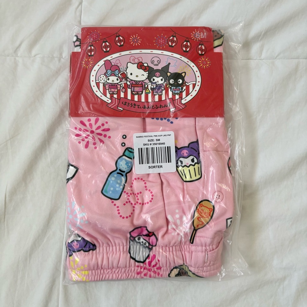 Hot Topic Exclusive Hello Kitty and Friends Festival Pajama Long Pants